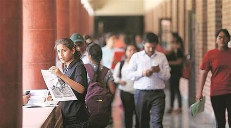 Fyjc Admission Only Marginal Drop In Cut Offs In Second Merit List For Popular Colleges