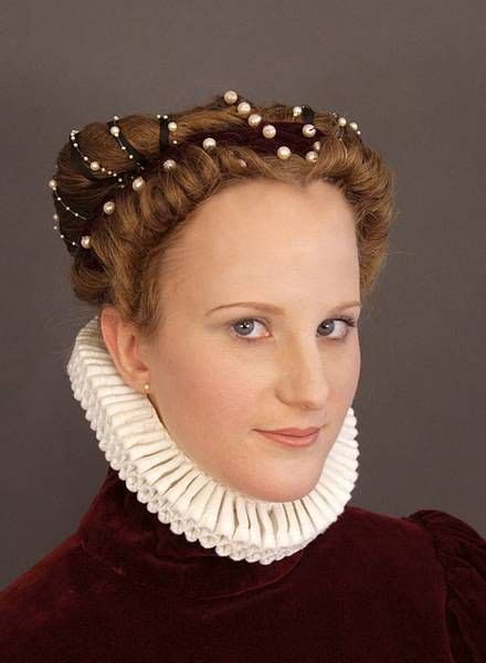 Elizabethan era hairstyles the design and shape of hats would determine the hairstyle of women. Neoclasicismo | Renaissance hairstyles, Historical ...