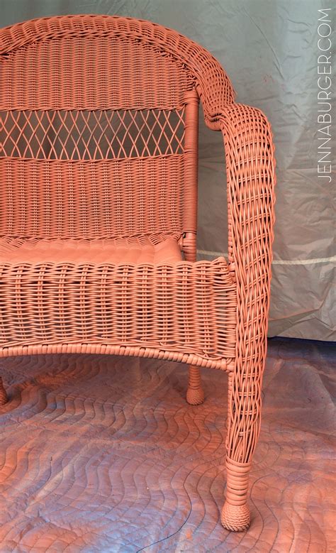 After may years of exposure to sun, rain and wind, your wicker furniture may begin to look tired and old. WOW to Painting Wicker - Jenna Burger