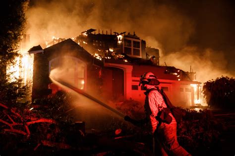 Bay Area Wildfires Glass Fire Near Santa Rosa Explodes Overnight