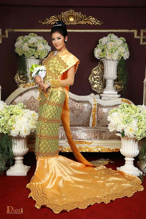 Myanmar Wedding Dress Myanmar Traditional Dress Traditional Dresses