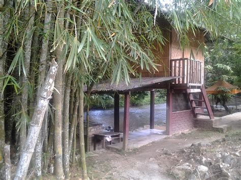 Kami singgah minum di gerai kopi ladang janda baik sebelum check in di. Dedicated to my 2 Precious Heroes: 2 H 1 M -> A night at ...