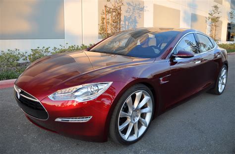 Tesla Pre Sells All 2012 Model S Output • The Register