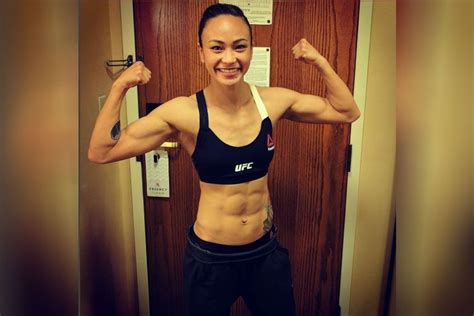 Ufcs Michelle Waterson Wows Malaysian Fans Outside The Octagon New