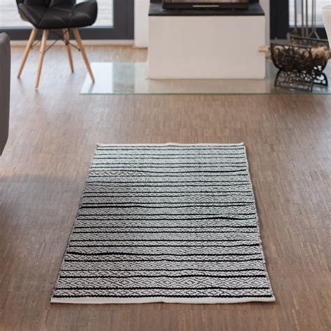 Ein teppich läufer ist ein teppich, das ist viel länger als es breit ist. Teppich Läufer Flur 80x200 & 70x140, schwarz-weiß ...