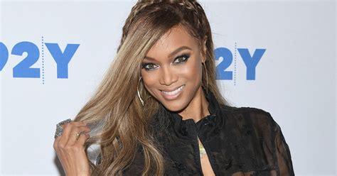 Tyra Banks Transform To Eve Doll For Life Size 2 Sequel Time