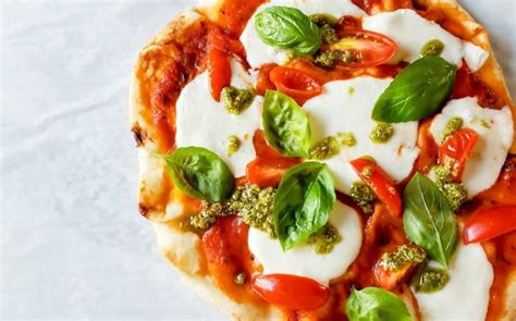 Easy Margherita Pizza Recipe With Pesto Drizzle Erhardts Eat