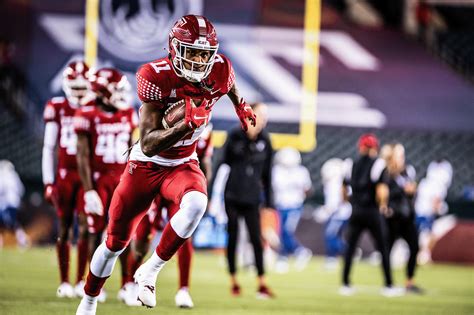 Owls Offense Found Footing In Final Game The Temple News