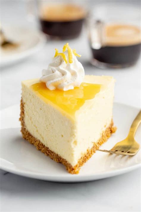 Arrange cookie dough slices in single layer in prepared pan; 6 Inch Cheesecake Recipes Philadelphia : Easy Philly Oreo ...