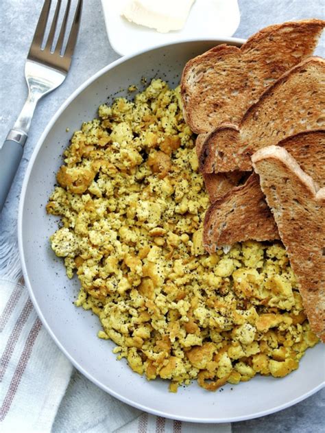 Basic Breakfast Tofu Scramble Ready In 10 Minutes Plant Based And