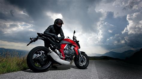 Enjoy and share your favorite beautiful hd wallpapers and background images. Motorcycle Wallpapers HD | PixelsTalk.Net