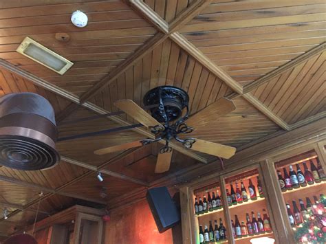 Luxurefan retro industrial ceiling fan light for restaurant/living room with create iron cage cover pull chain/ remote and 5 reversible wood leaves (52inch). This belt driven ceiling fan. : mildlyinteresting