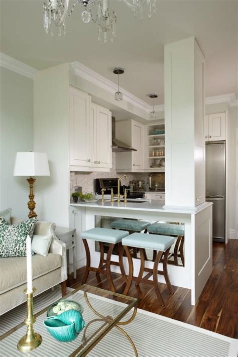 The clubhouse restaurant is the jewel of our new 33,000 square foot clubhouse, offering the best of all choices for breakfast, lunch, and dinner. Kitchen Peninsula Designs That Make Cook Rooms Look Amazing