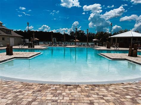 visit the new island oaks rv resort in florida