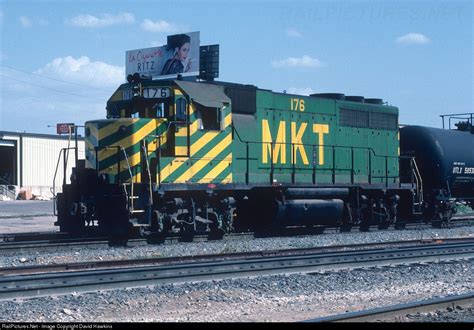 Mkt 176 Missouri Kansas And Texas Railroad Katy Emd Gp40 At Fort Worth