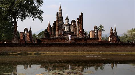Ayutthaya Sukhothai Or Lopburi Which Ancient Thai Ruins