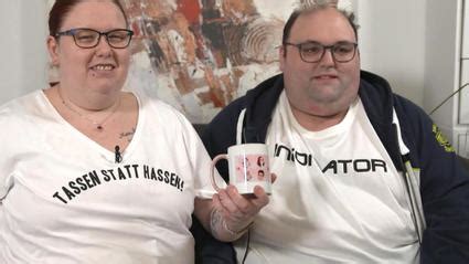 Vor zwei jahren gaben die beiden ihre verlobung bekannt und zogen sogar in eine. „Schwiegertochter gesucht"-Star Ingo: Alles aus mit seiner ...