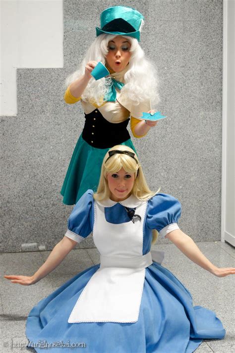 Alice And Hatter Girl By Clefchan On Deviantart