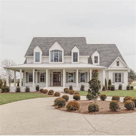 Farmhouse Homes 🏡 On Instagram “we Are In Love With This White