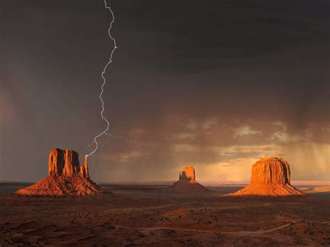 Desert Lightning Storm Wallpapers 4k Hd Desert Lightning Storm