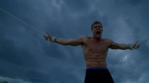 ausCAPS: Alan Ritchson shirtless in Blue Mountain State 3-07 "Superstition"