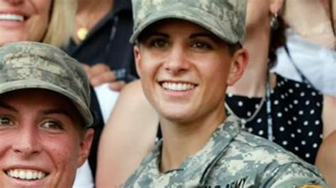 Woman Makes History To Become Armys First Female Infantry Officer