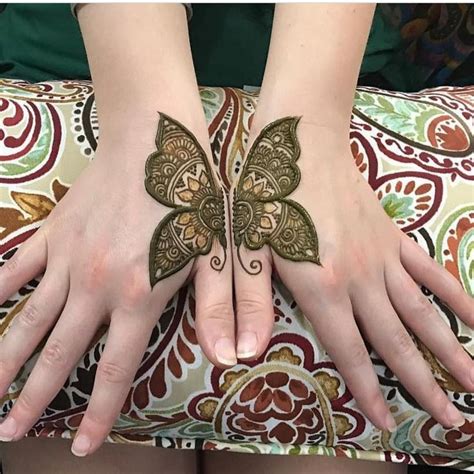 Simple Henna Pattern Butterfly Hennatattooideas Henna Designs Hand