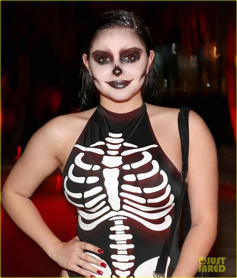 Ariel Winter Is A Sexy Skeleton With Levi Meaden At Just Jared Halloween Party 2017 Photo