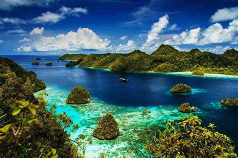 28 Beautiful Places In Indonesia Every Tourist Must Visit In 2022