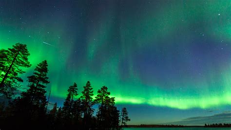 See The Northern Lights From Various Vantage Points Around Michigan