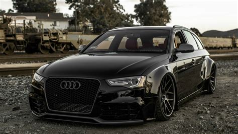 Stylish Black Audi A4 Avant Wallpapers And Images Wallpapers