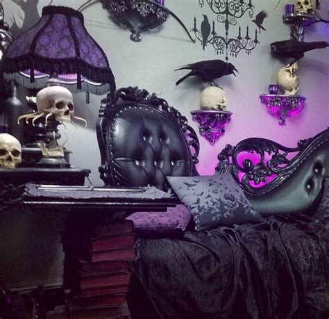 20 Purple Gothic Bedroom Ideas