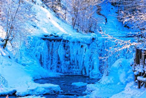 Frozen Waterfall Stock Photo Image Of Waterfall Winter 37431356