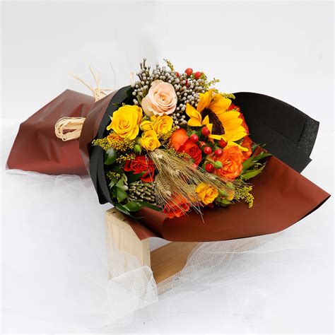 Online Mixed Orange And Yellow Flower Bouquet T Delivery In Uae