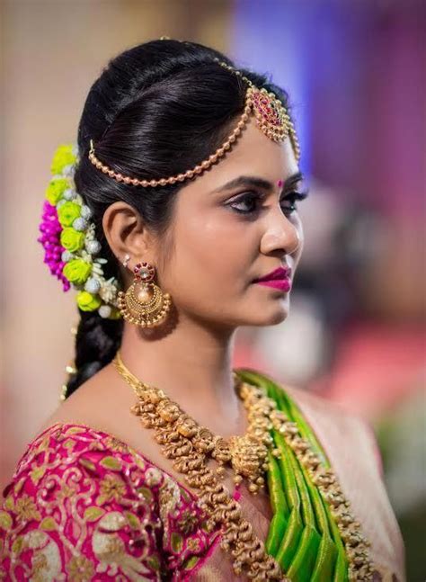What Makes A Perfect Summer Theme Wedding South Indian Bride Hairstyle South Indian Wedding