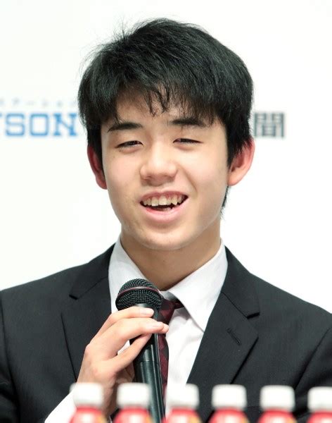He is the current holder of the kisei and ōi titles. 天才・藤井聡太 29連勝後の活躍｜Infoseekニュース