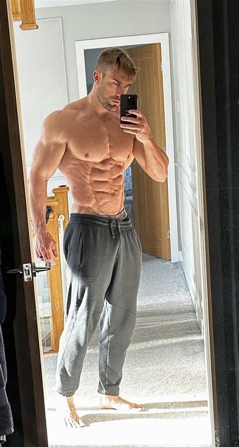 Muscle Guy On Twitter Built Hunk