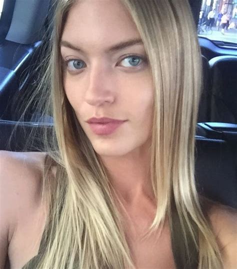 22 Selfies Of Your Favorite Supermodels Without Makeup Others