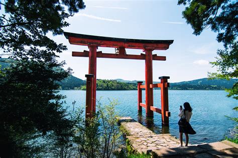 Top 7 Things To See And Do In Hakone
