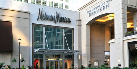 Higher than average purchase aprs. Neiman Marcus Bellevue in Bellevue, WA