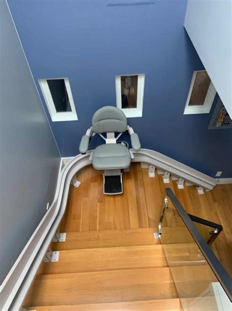 Bruno Elite Curved Stair Lift In San Francisco Bay Area Lifeway Mobility