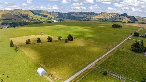 Rural For Sale By Negotiation 93 Smiths Road Hunterville Rangitikei