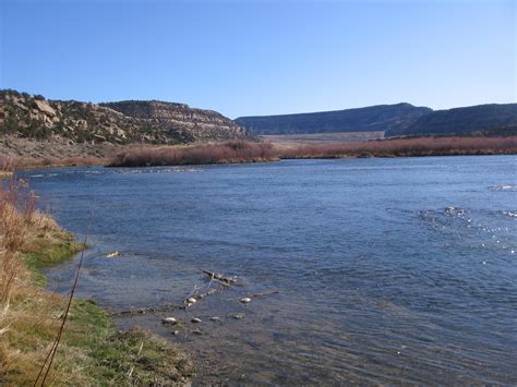 Four Corners Hikes Navajo Nation San Juan River Trail Below Navajo Dam