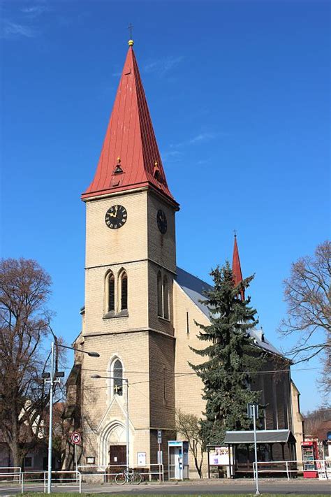 Kostel svatého václava is a kostel located in břeclav. Milovice (Okres Břeclav) - CzechIndex