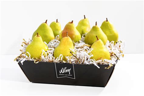 Premium Holiday Pear T Box Catering By Dorothy Lane Market
