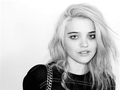 Sky Ferreira Laut De Band