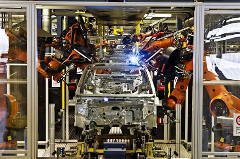 Romania considered for new Volkswagen car factory ...