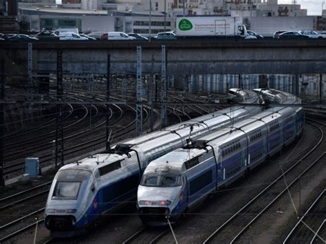 Quand était la dernière la grève sncf ? SNCF: le trafic un peu moins perturbé pour le 3e épisode ...