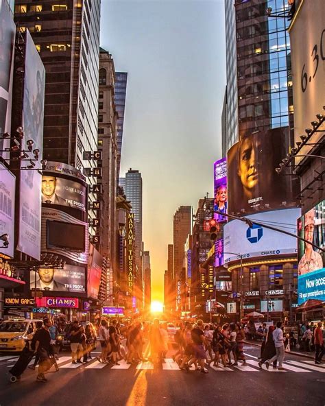 Manhattanhenge Is Back Today Shot By Kellyrkopp Times Square New