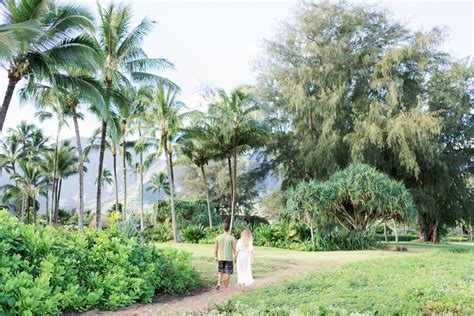 Kauai Engagement Photographer Hanalei Beach Saraolivia Com